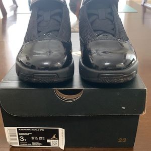 Air Jordan boys sneakers